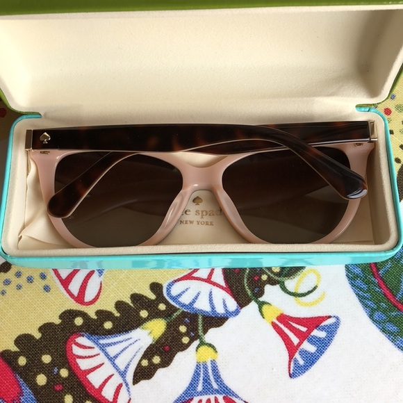Kate Spade sunglasses - Picture 9 of 10